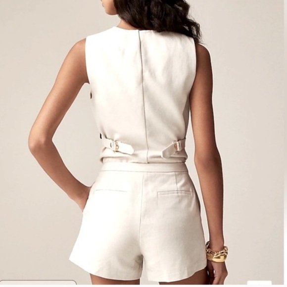 Joie Off White (Porcelain) Linen Shorts. Size 0 - Picture 5 of 5